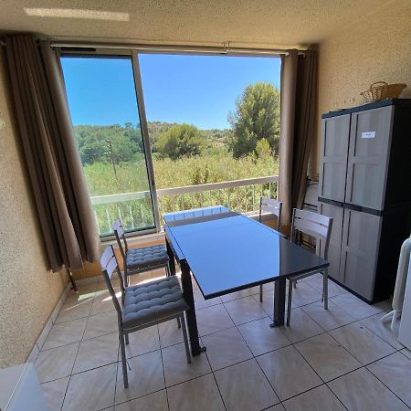 Appart 4 Pers Dans Residence Avec Piscine A 10 Min De La Plage Sanary-sur-Mer Exterior foto