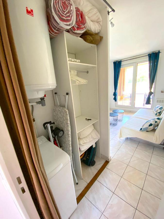 Appart 4 Pers Dans Residence Avec Piscine A 10 Min De La Plage Sanary-sur-Mer Exterior foto