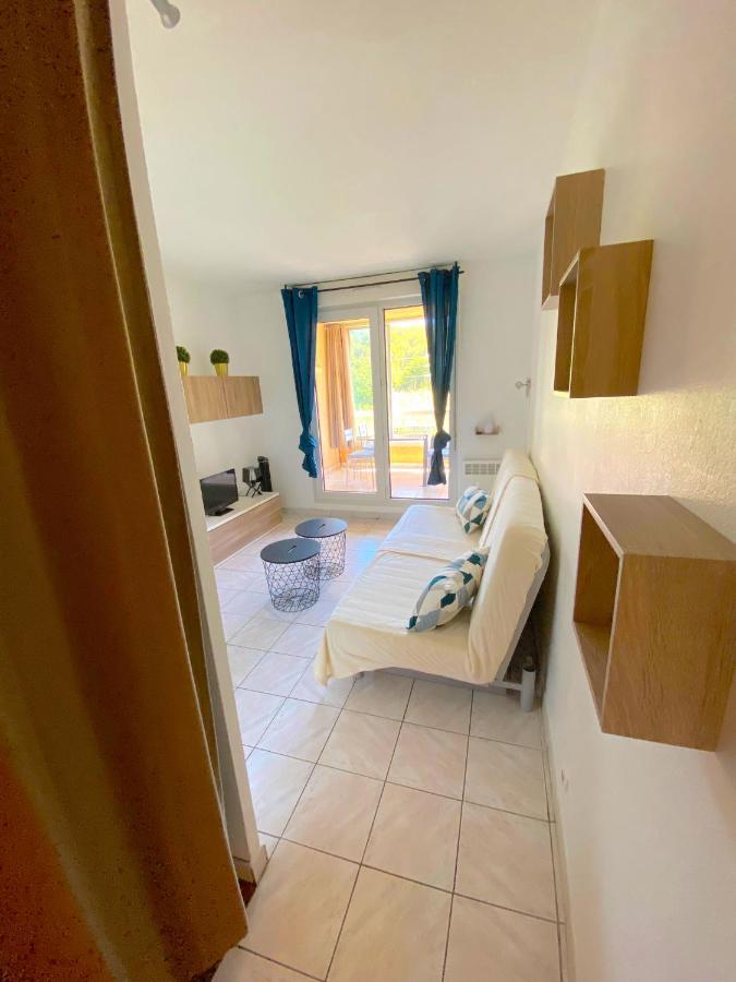 Appart 4 Pers Dans Residence Avec Piscine A 10 Min De La Plage Sanary-sur-Mer Exterior foto