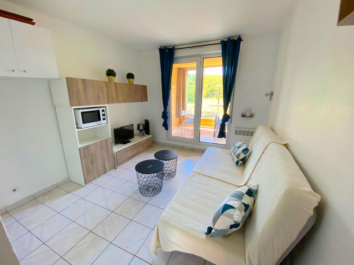 Appart 4 Pers Dans Residence Avec Piscine A 10 Min De La Plage Sanary-sur-Mer Exterior foto